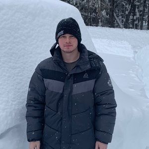 Meet your Posher, Brett